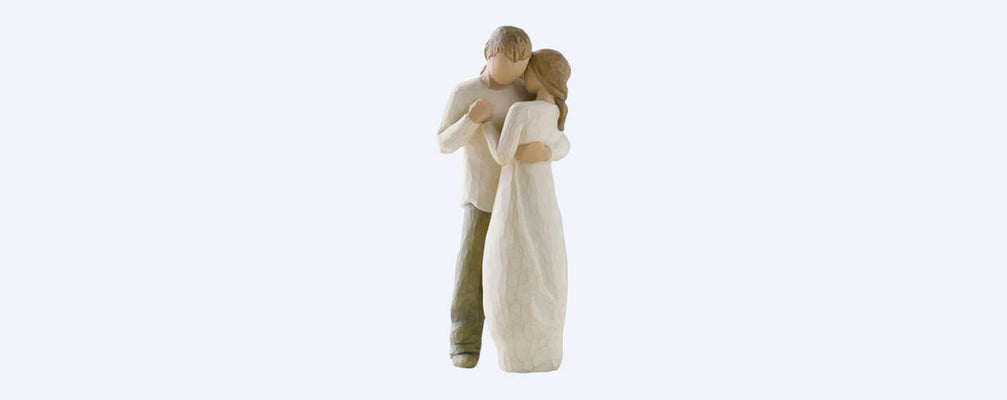 Figurines & Ornaments