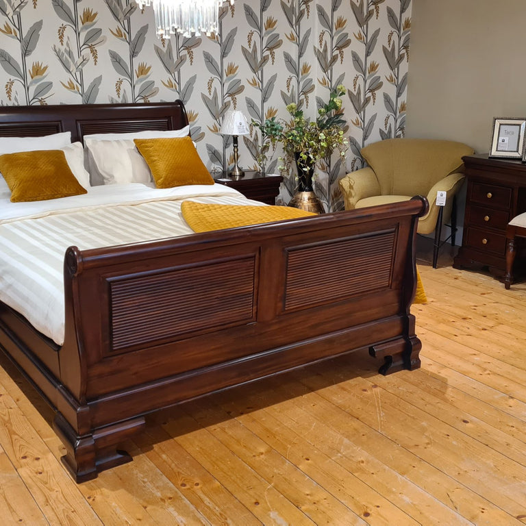 Vanessa Bed