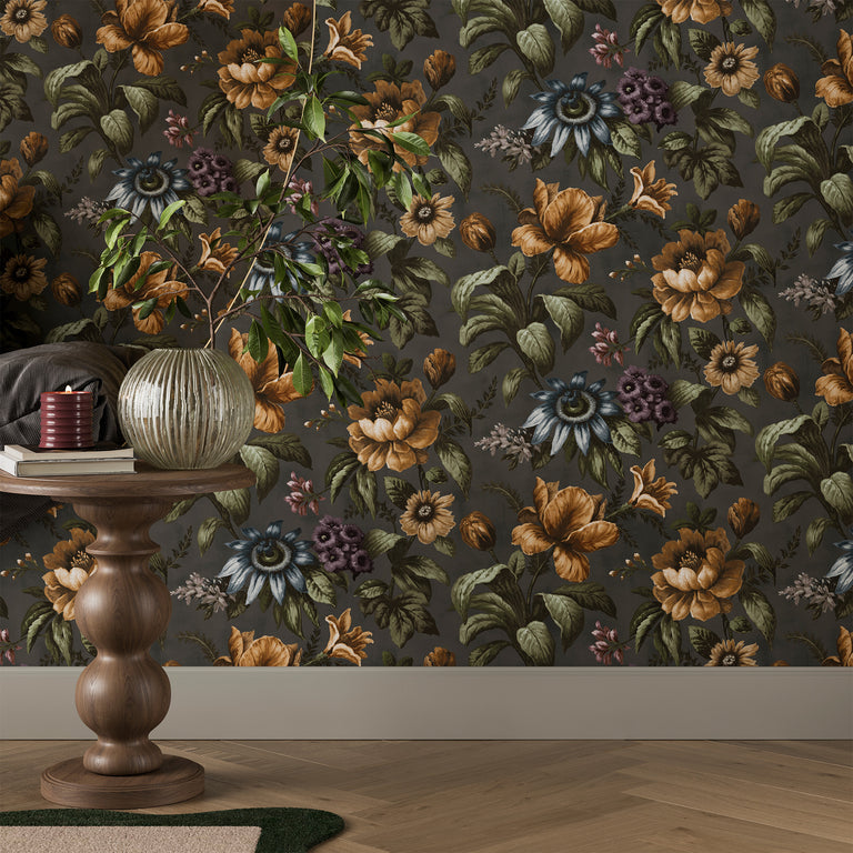 Superfresco Easy Gardenia Wallpaper - Elegant Charcoal Wall Covering