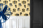 Sophisticated wallpaper for walls, blending flowers and geometric patterns
