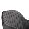 Customizable features ensure optimal support throughout the day.
