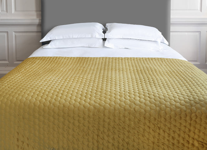 Scatterbox Halo Throw Antique Gold