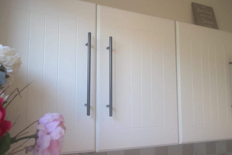 Fleetwood Shabbyie Furniture Paint Collection  Pure White